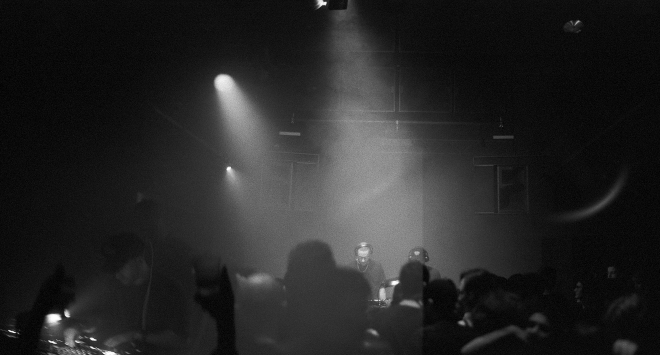 33 WAVES TOUR, Neffa-T, Commodo, Fuchs2, Praha kopie